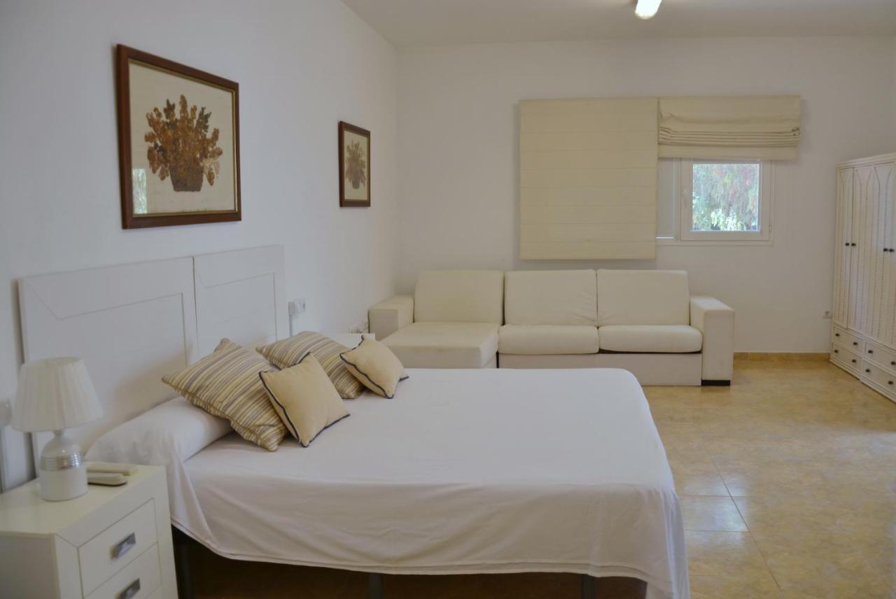 Cortijo Media Legua Hotel Вера Екстериор снимка