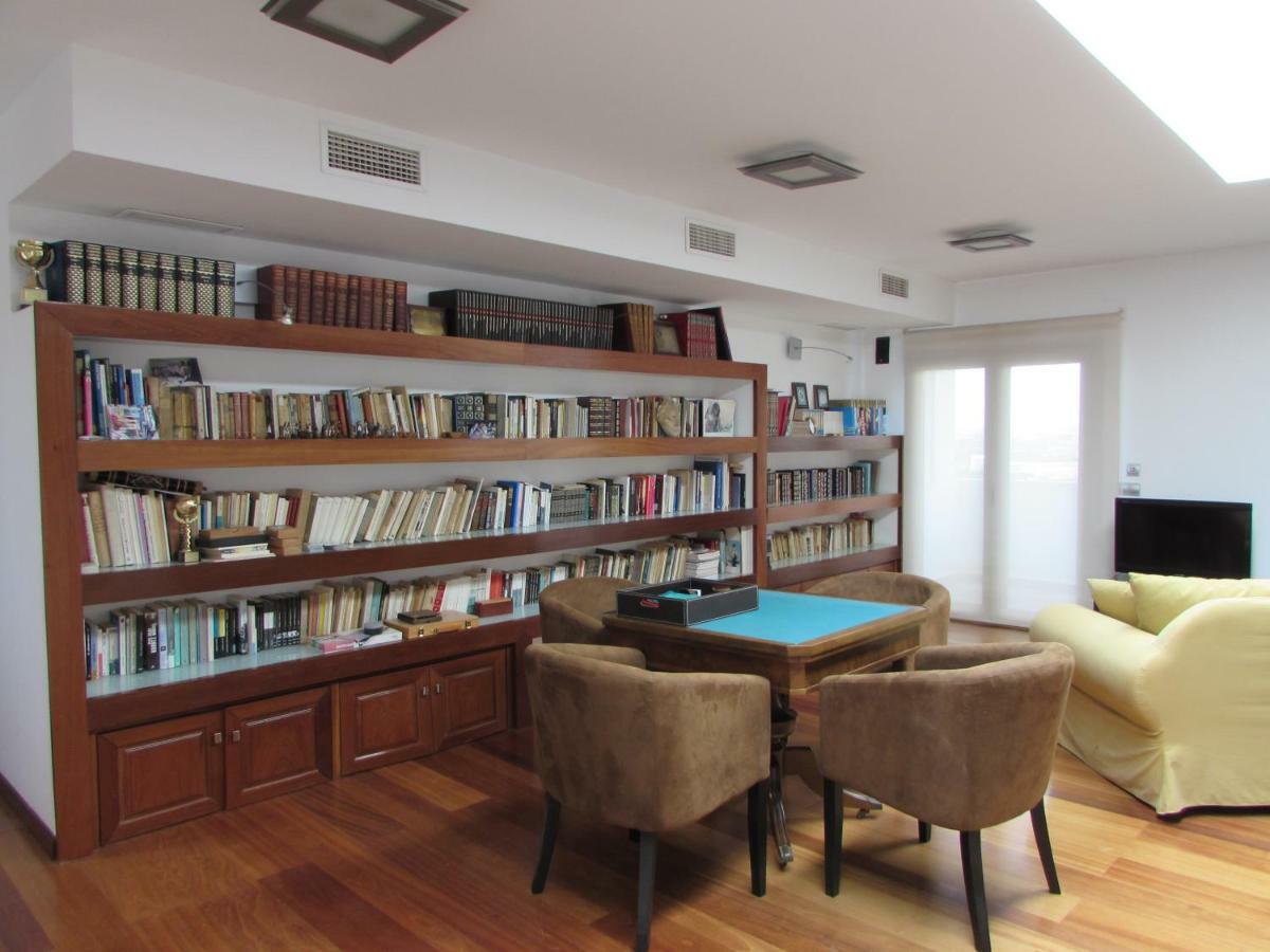 Cortijo Media Legua Hotel Вера Екстериор снимка
